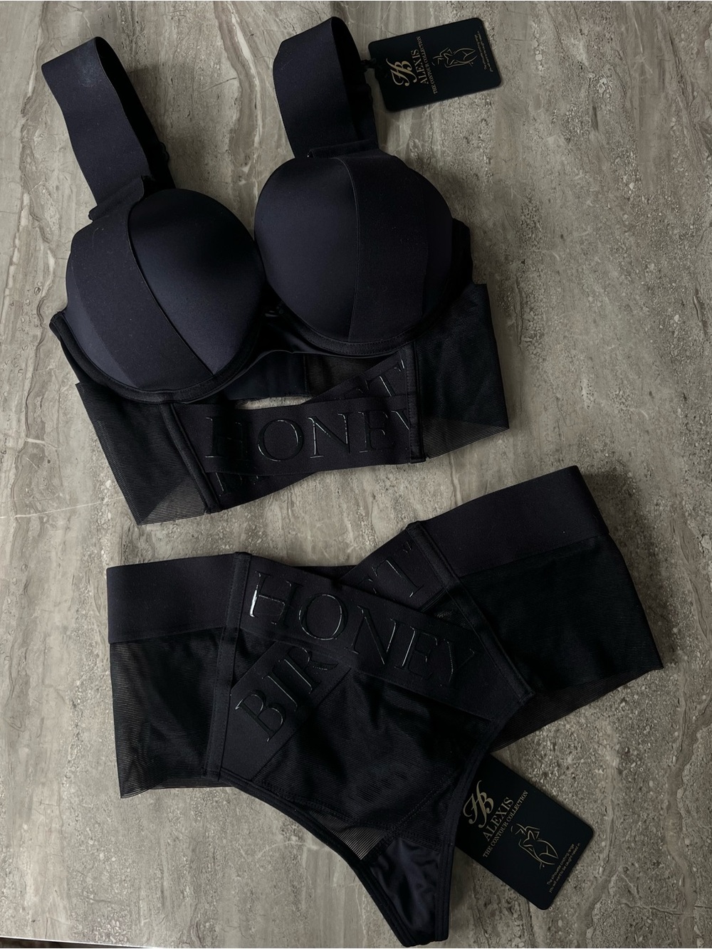 Honey Birdette Alexis Set - Bra Size 32DD - Thong Size Small - NWT